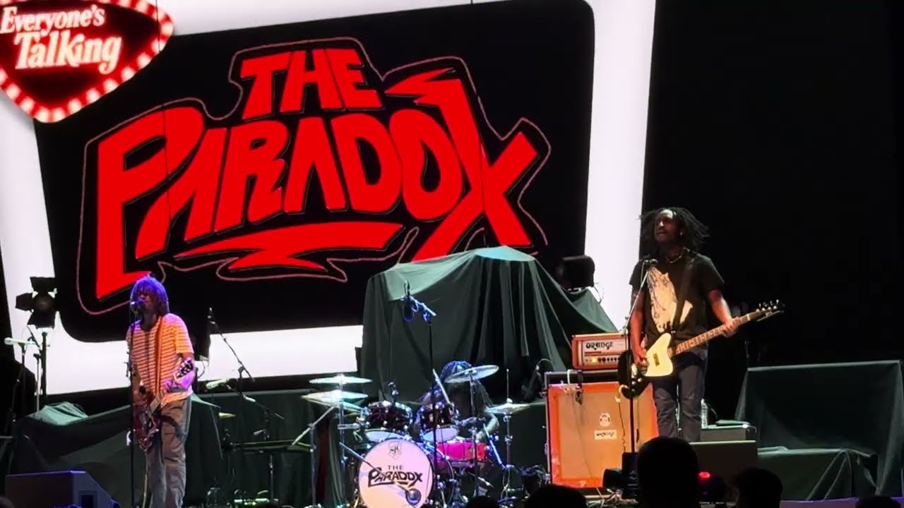 The Paradox on stage